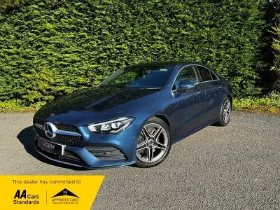 Usado Mercedes CLA220 AMG Line Premium 190 HP (139 kW) 2019 Azul Sedan