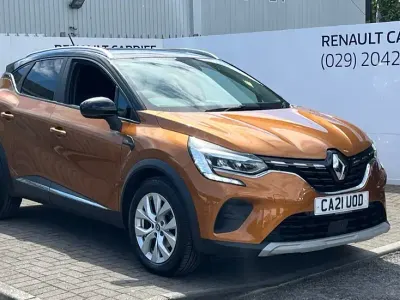 Used Renault Captur Iconic 140 HP (102 kW) 2021 Orange/black  SUV