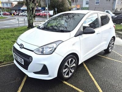 Used Hyundai i10 67 HP (49 kW) 2020 White Hatchback