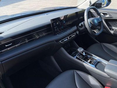Usado MG HS Trophy 224 HP (164 kW) 2025 Cinzento SUV