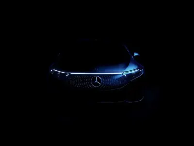 Usado Mercedes CLA 250+ 200 kW (272 CV) 2025 Rojo Berlina