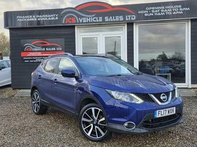 Blue Used 2017 Nissan Qashqai Tekna SUV | £6,495 (Good price)