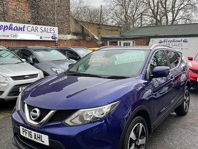 Used Nissan Qashqai N-Connecta 110 HP (80 kW) 2016 Blue SUV