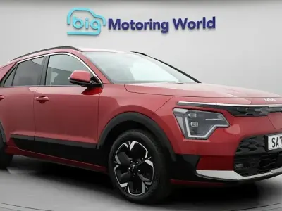 Used Kia e-Niro 150 kW (204 HP) 2023 Red SUV