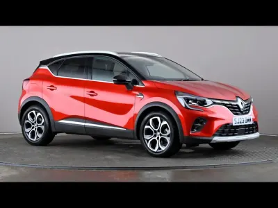 Used Renault Captur Techno 143 HP (105 kW) 2023 Red/black SUV