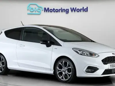 Usado Ford Fiesta ST-Line X 140 CV (102 kW) 2018 Blanco Utilitario