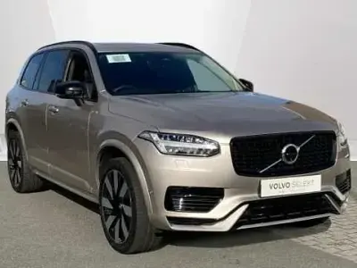 Begagnad Volvo XC90 Plus 449 HK (330 kW) 2024 Grå SUV