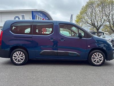 Used Citroën e-Berlingo Feel 100 kW (136 HP) 2023 Blue MPV