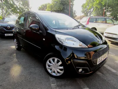 Used Peugeot 107 Active 68 HP (50 kW) 2013 Black Hatchback