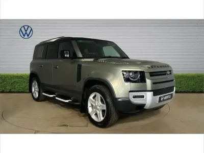 Used Land Rover Defender SE 300 HP (220 kW) 2023 Green SUV