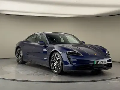 Usado Porsche Taycan Performance Package 350 kW (476 CV) 2023 Azul Berlina