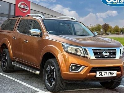 Used Nissan Navara Tekna 190 HP (139 kW) 2021 Yellow Pickup