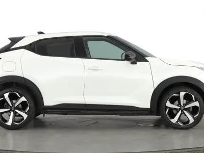 Used Nissan Juke Tekna 2023 White SUV