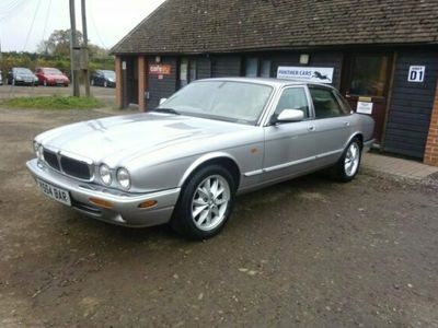 used Jaguar XJ 3.2