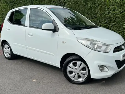 Used Hyundai i10 Active 86 HP (63 kW) 2011 White Hatchback