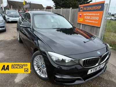 Used BMW 320 Luxury Line 2016 Black Hatchback