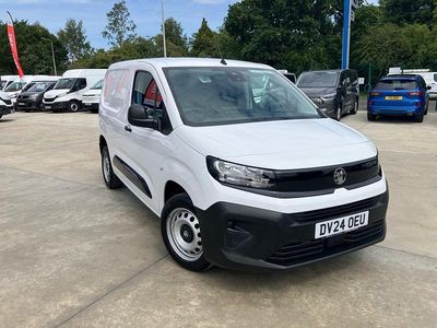 Used Vauxhall Combo 100 HP (73 kW) 2024 White MPV