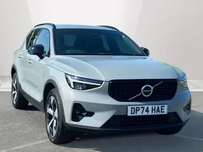 Used Volvo XC40 Plus 197 HP (144 kW) 2025 Grey SUV