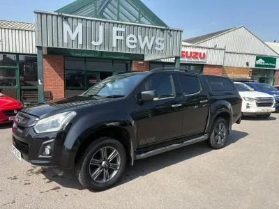 Used Isuzu D-Max 2018 Black Pickup
