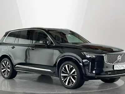 Used Volvo XC90 Core 247 HP (181 kW) 2025 SUV