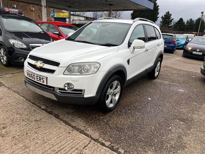 Used Chevrolet Captiva LTZ 2010 White SUV