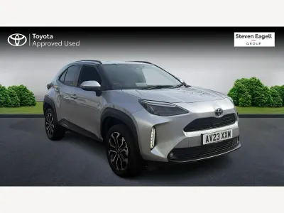 Used Toyota Yaris Hybrid Design 2023 Silver Hatchback