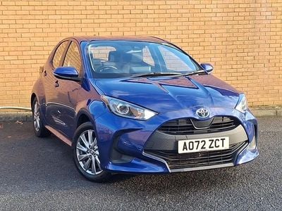 Used Toyota Yaris Hybrid 116 HP (85 kW) 2023 Blue Hatchback