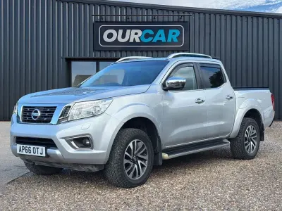 Used Nissan Navara Tekna 190 HP (139 kW) 2016 Silver Pickup