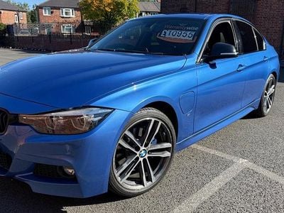BMW 330e