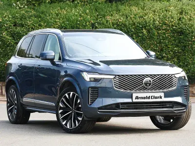 Used Volvo XC90 Ultra 250 HP (183 kW) 2025 Blue SUV