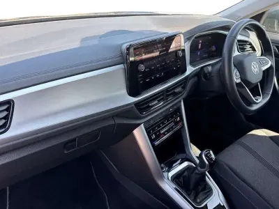 Used VW T-Roc Life 150 HP (110 kW) 2024 Grey SUV