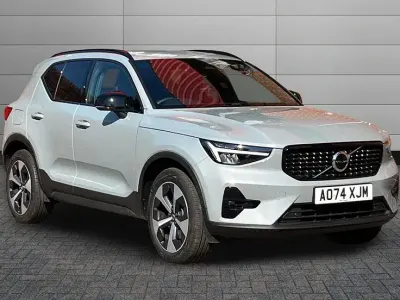 Used Volvo XC40 Plus 194 HP (142 kW) 2024 Vapour grey SUV