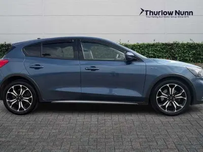 Used Ford Focus Active X 125 HP (91 kW) 2016 Grey Hatchback