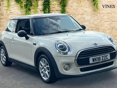 Used Mini Cooper Hatch 136 HP (100 kW) 2018 White Hatchback