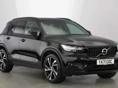 Usado Volvo XC40 R-Design Pro 197 HP (144 kW) 2022 Preto SUV