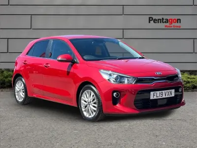 Used Kia Rio 99 HP (72 kW) 2019 Red Hatchback