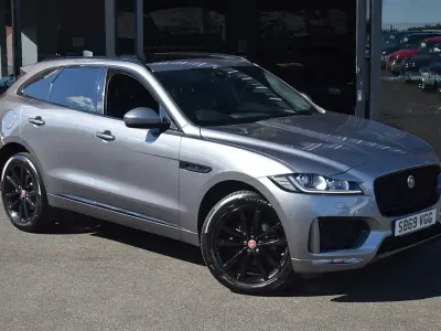 Used Jaguar F-Pace Chequered Flag 180 HP (132 kW) 2020 Grey SUV