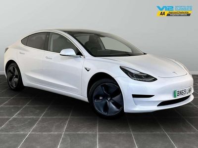 White Used 2020 Tesla Model 3 Standard Range Sedan | £13,795 (Good price)
