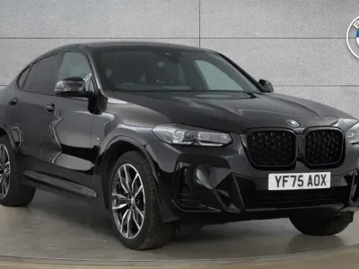 Begagnad BMW X4 M Sport 187 HK (137 kW) 2025 Svart SUV