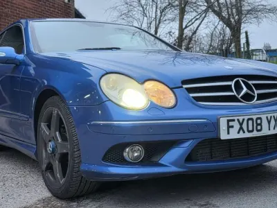 Begagnad Mercedes CLK220 150 HK (110 kW) 2008 Blå Sportkupé
