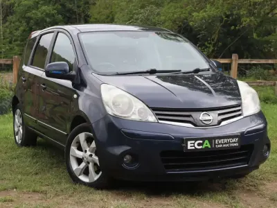 Używany Nissan Note Tekna 90 KM (66 kW) 2010 Niebieski Hatchback
