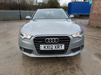 Usado Audi A6 245 CV (180 kW) 2012 Gris Familiar