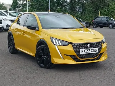 Used Peugeot 208 Premium 129 HP (94 kW) 2022 Yellow Hatchback