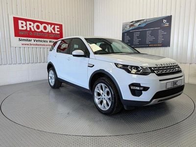 White Used 2017 Land Rover Discovery Sport HSE SUV | £11,290 (Fair price)