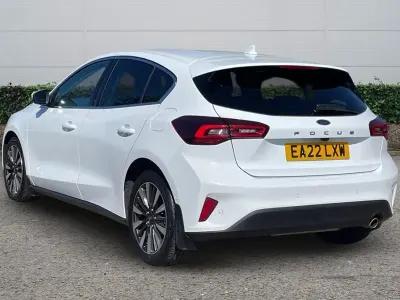 Usado Ford Focus Titanium 125 HP (91 kW) 2022 Branco Citadino