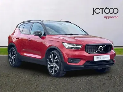 Used Volvo XC40 R-Design Pro 187 HP (137 kW) 2018 Red SUV