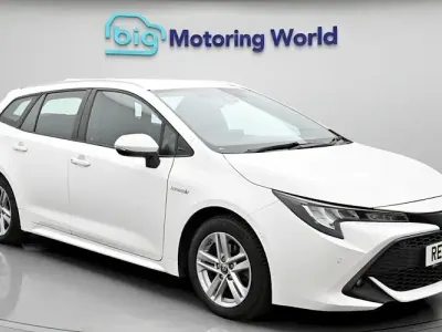 Używany Toyota Corolla 122 KM (89 kW) 2021 Kombi