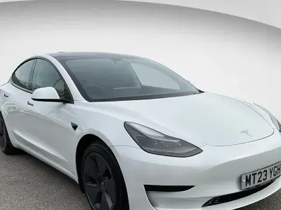 Used Tesla Model 3 RWD 208 kW (283 HP) 2023 White Sedan