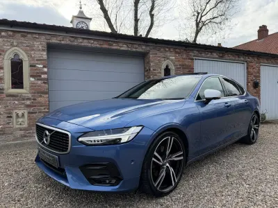 Usado Volvo S90 R-Design Pro 190 HP (139 kW) 2018 Azul Sedan
