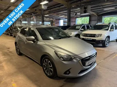 Used Mazda 2 Inclusive 105 HP (77 kW) 2016 Silver Hatchback